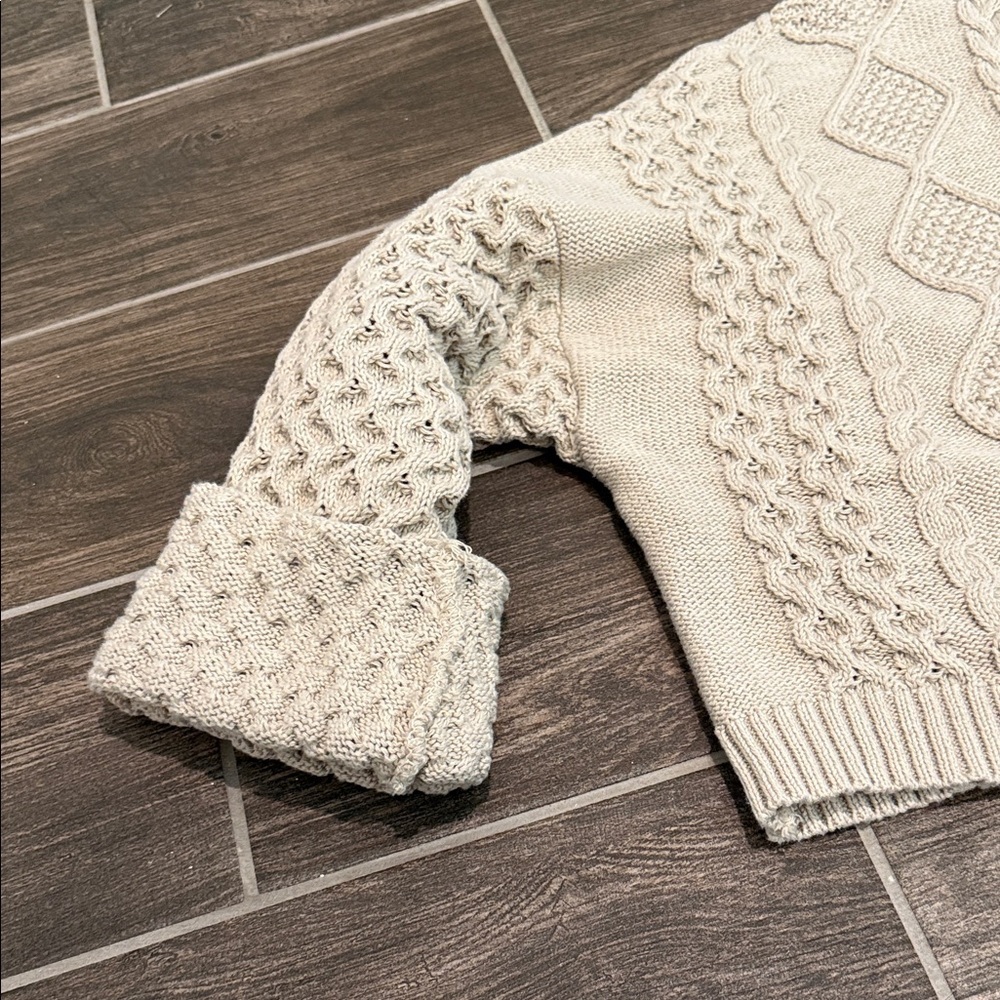 UO - Milk It Cable Knit Cropped Cardigan - Picture 10 of 12